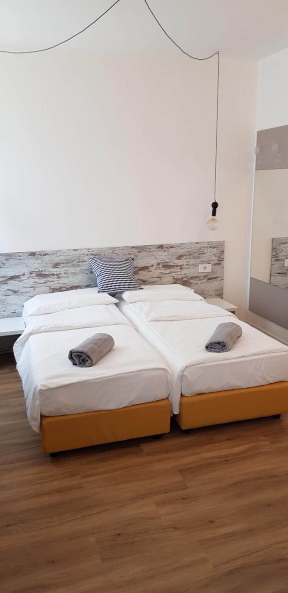 Casa San Paolo Rooms And Apartments เตรนโต ภายนอก รูปภาพ